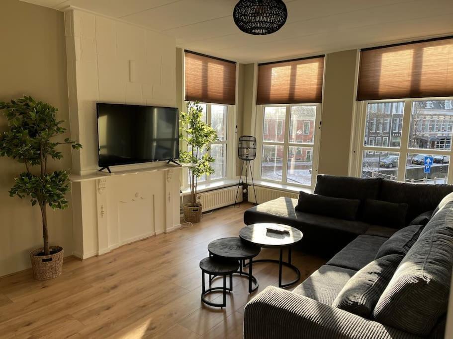 Appartement Centrum ลีวาร์เดิน ภายนอก รูปภาพ