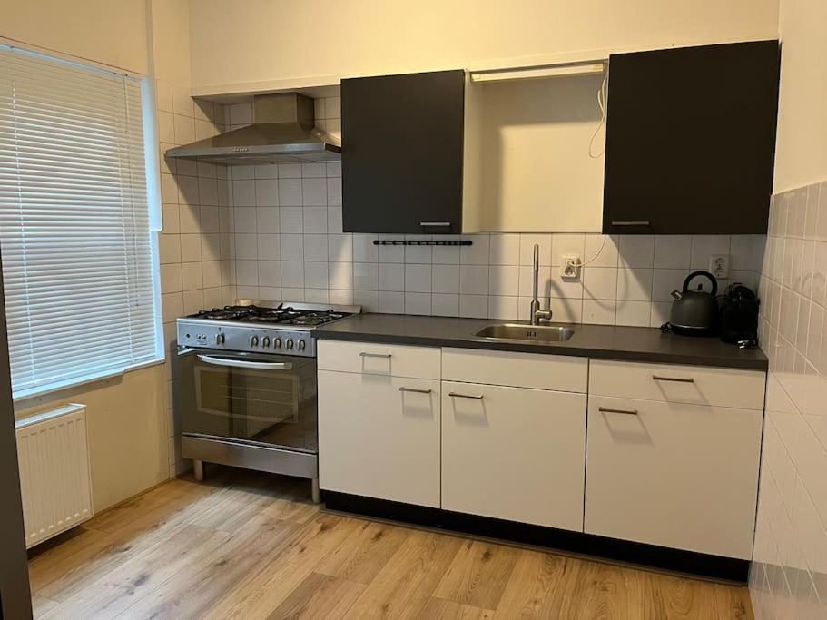 Appartement Centrum ลีวาร์เดิน ภายนอก รูปภาพ